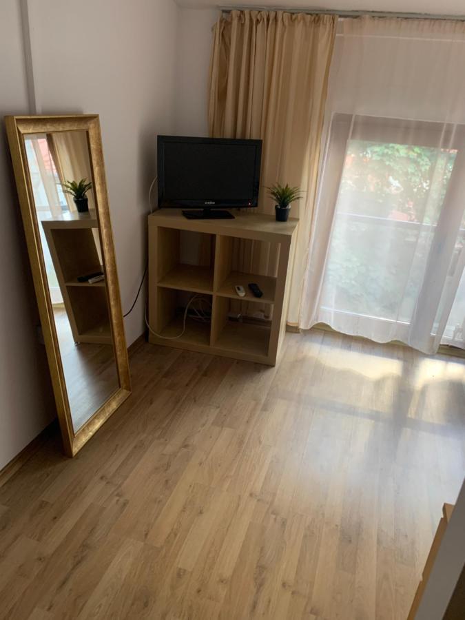 Happy Accomodation Bucureşti Ngoại thất bức ảnh