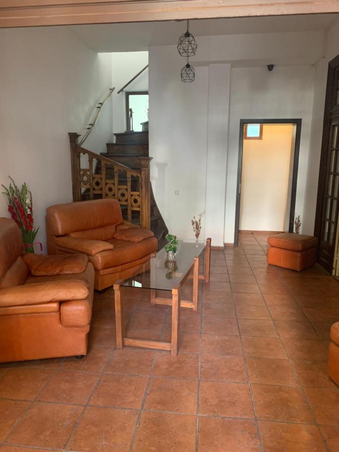 Happy Accomodation Bucureşti Ngoại thất bức ảnh