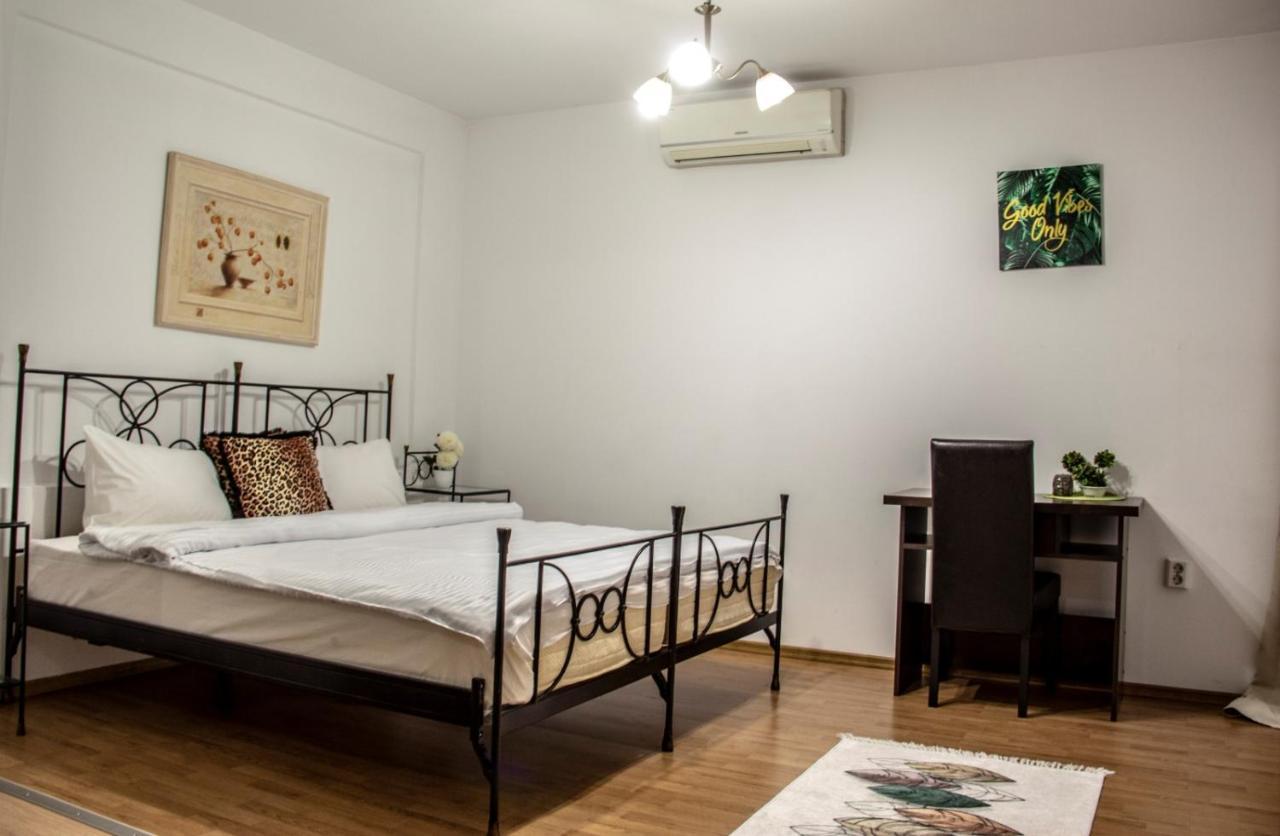 Happy Accomodation Bucureşti Ngoại thất bức ảnh