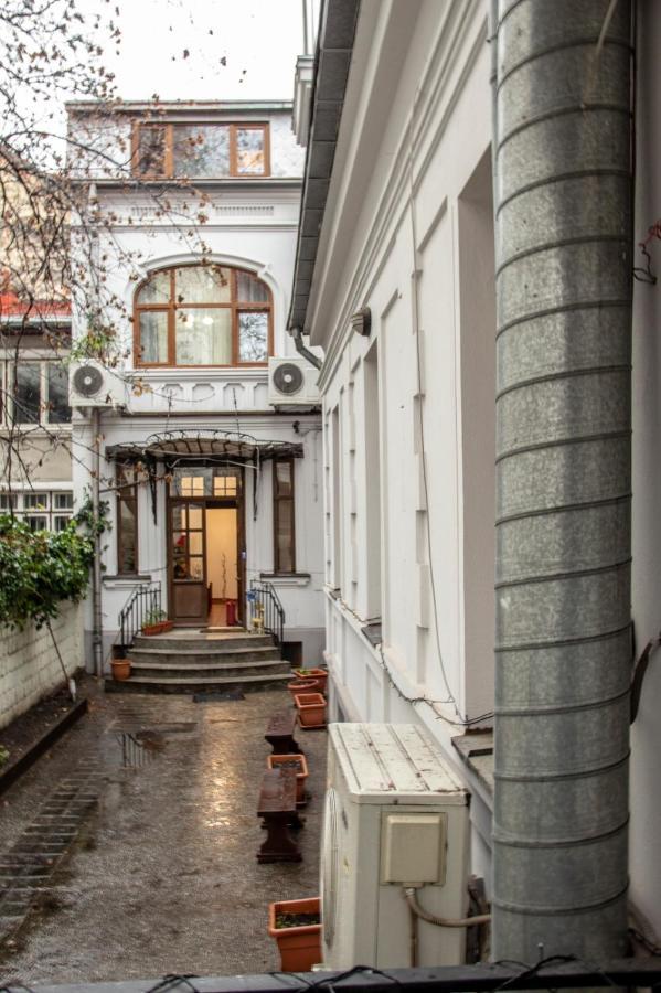 Happy Accomodation Bucureşti Ngoại thất bức ảnh