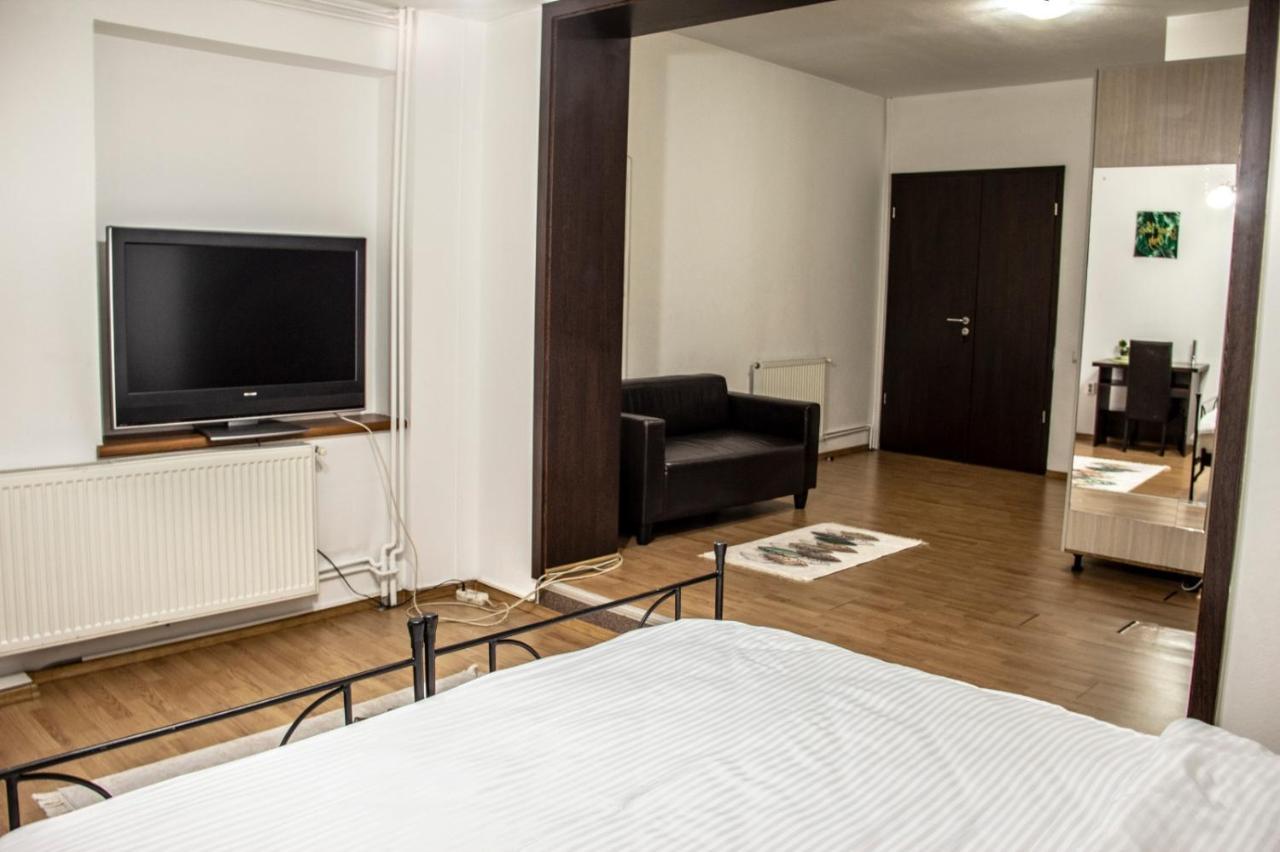 Happy Accomodation Bucureşti Ngoại thất bức ảnh