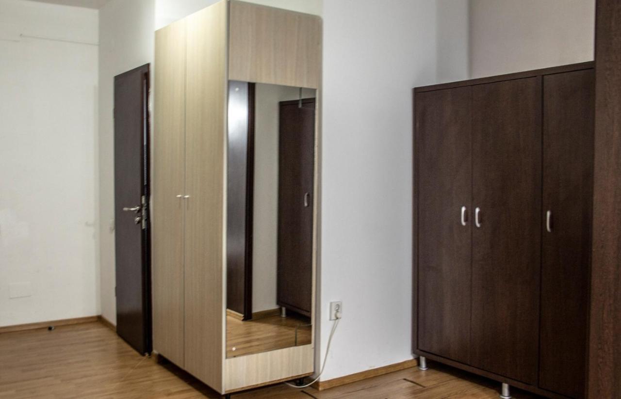 Happy Accomodation Bucureşti Ngoại thất bức ảnh