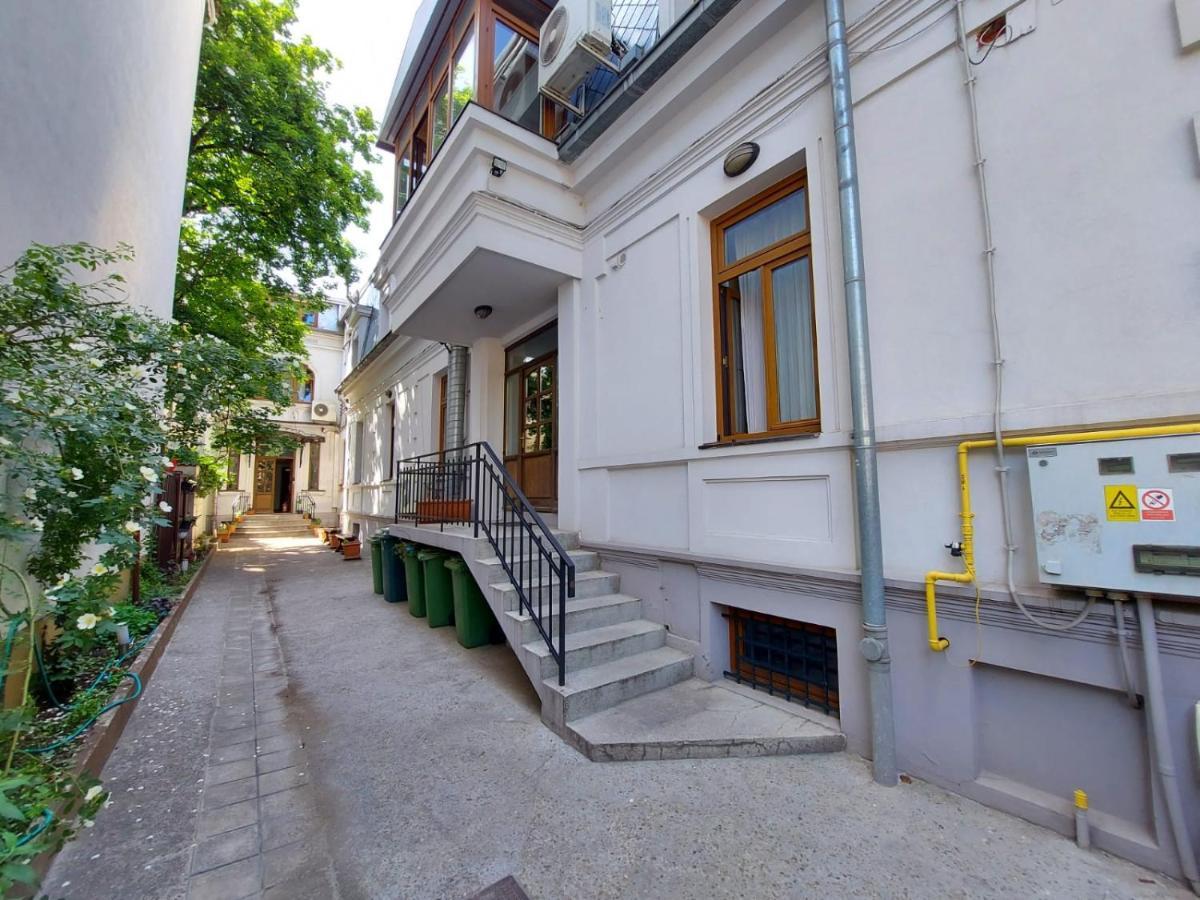 Happy Accomodation Bucureşti Ngoại thất bức ảnh