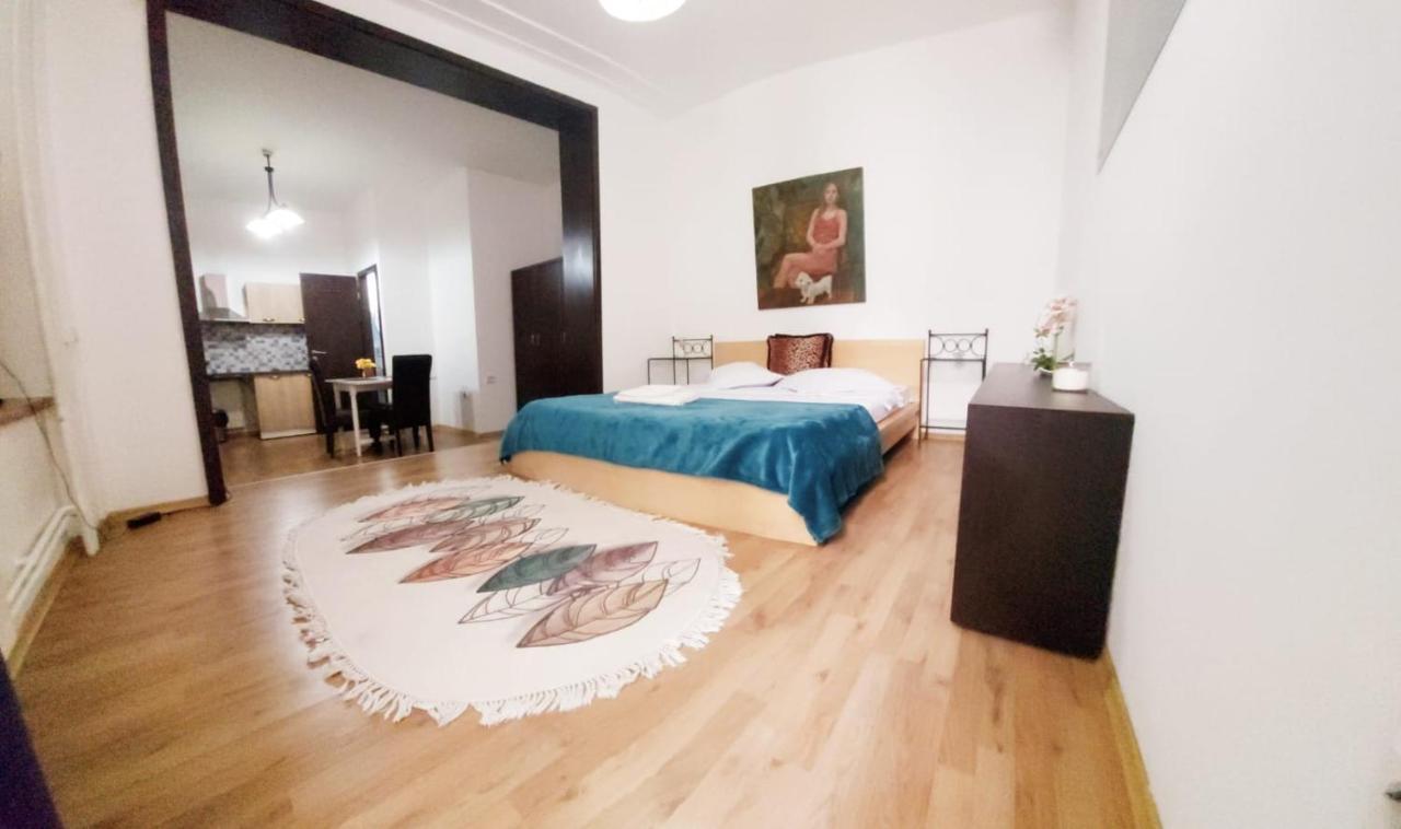 Happy Accomodation Bucureşti Ngoại thất bức ảnh